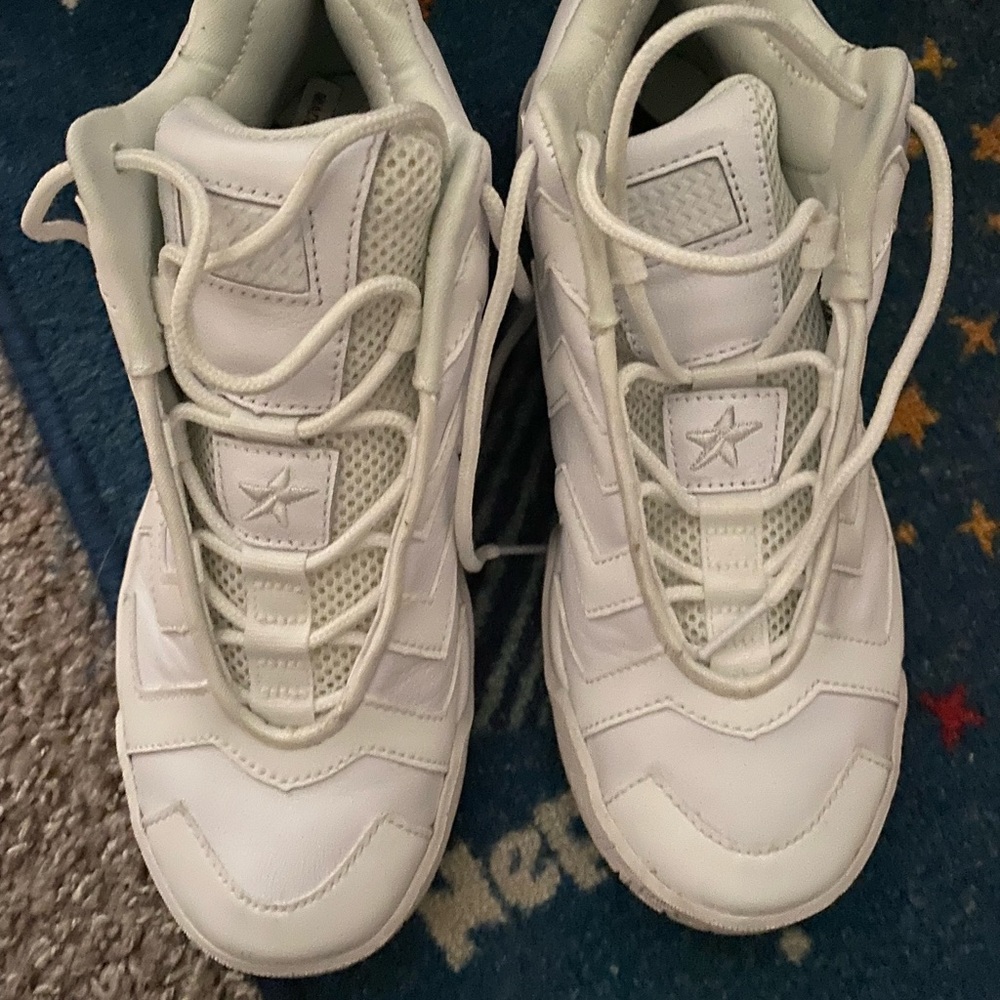 Nice shoes. As new.